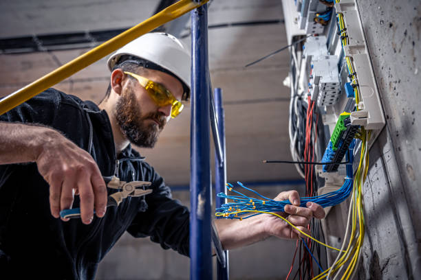 Best Circuit Breaker Repair  in Westchase, FL